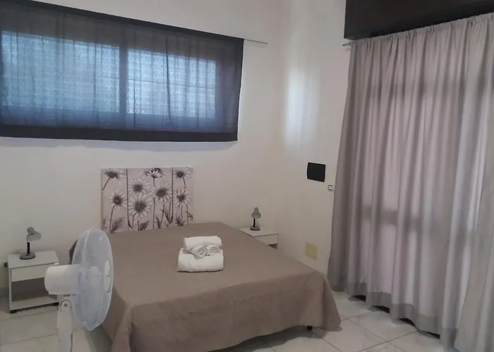 Alojamento de Acomodação e Pequeno-almoço Il Girasole 3*