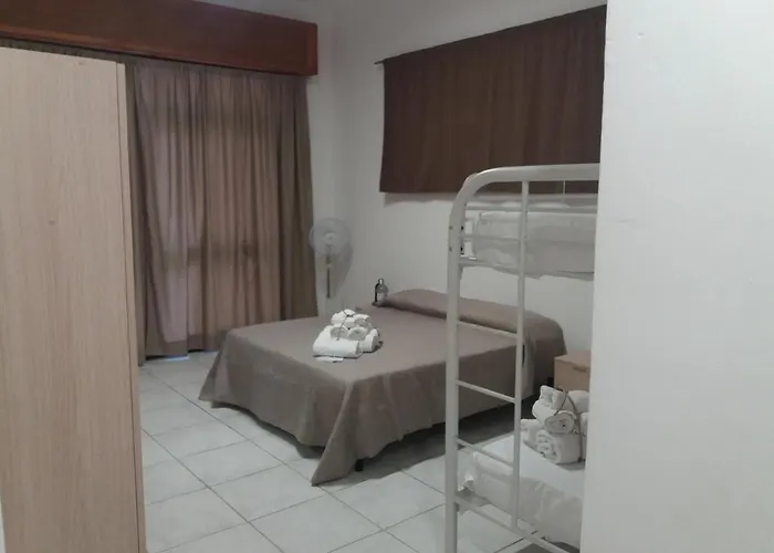 Alojamento de Acomodação e Pequeno-almoço Il Girasole 3*