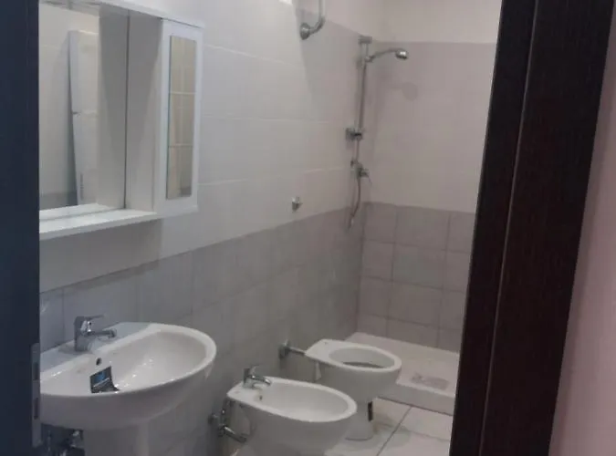 Alojamento de Acomodação e Pequeno-almoço Il Girasole Grisolia