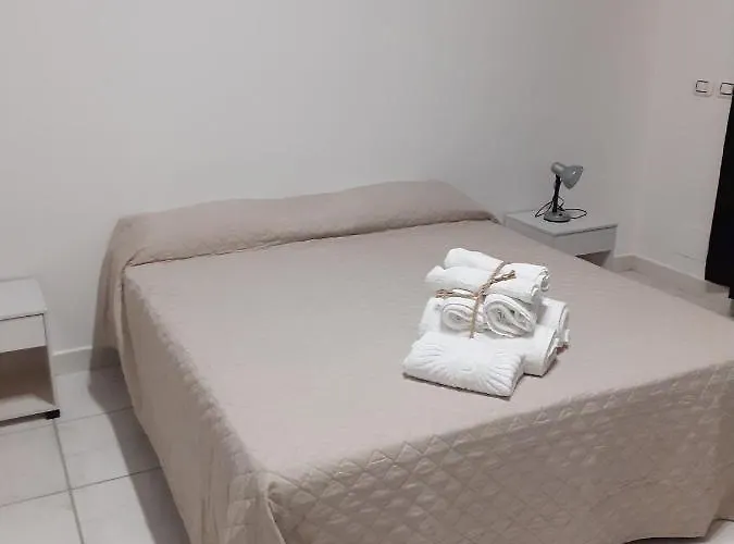 Il Girasole 住宿加早餐酒店 格里索利亚